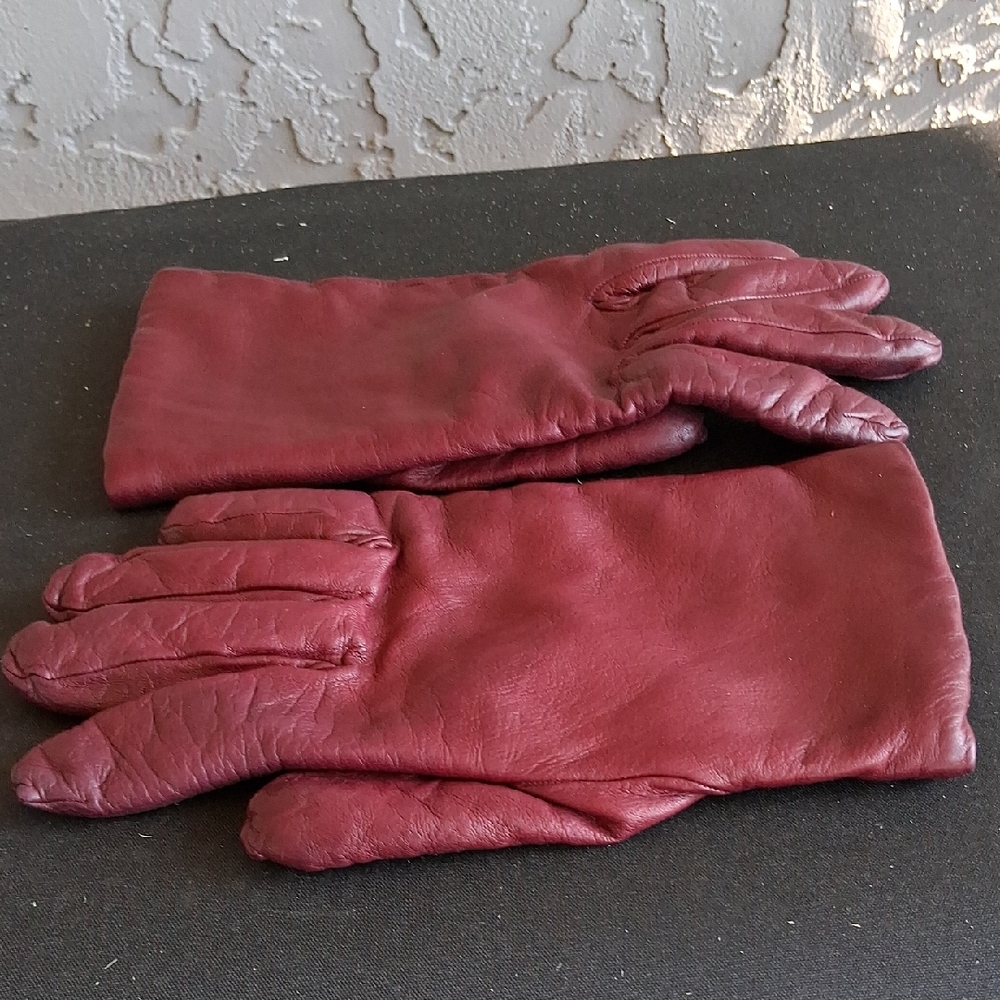 Elegant Burgundy Leather Women's Gloves. Slightly Irregular.